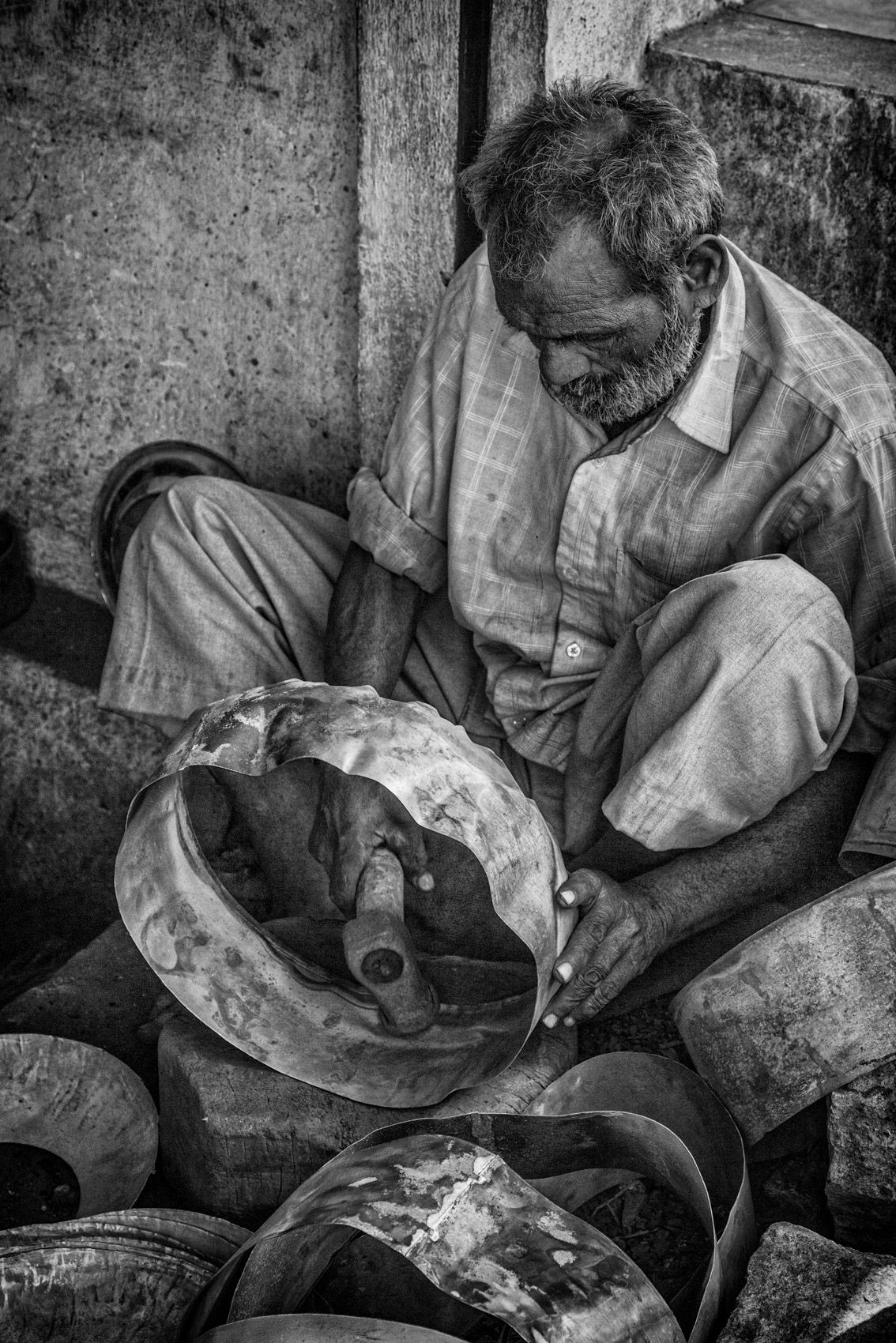 Coppersmith (Old Hyderabad, Telangana) work.artisans-11.jpg