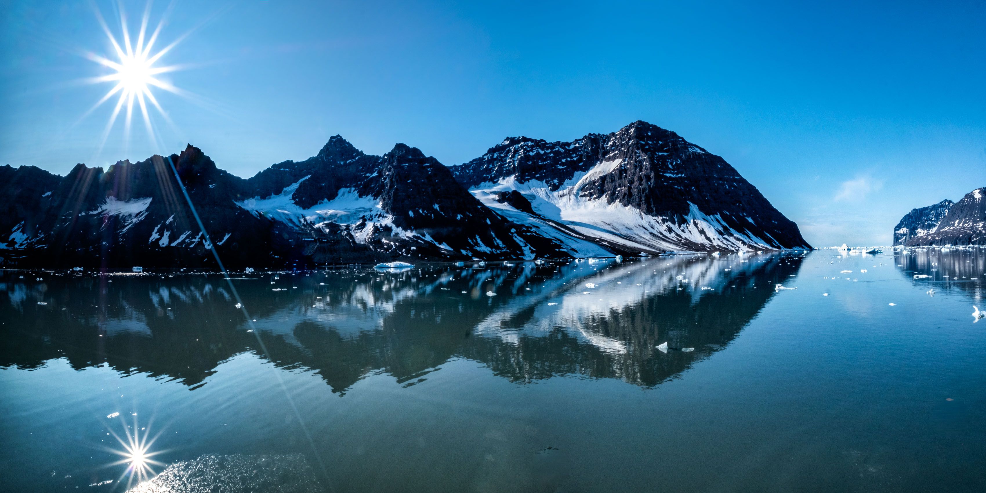 Arctic Landscapes, Icescapes, and Wildlife - LOUIS MONTROSE PHOTOGRAPHY