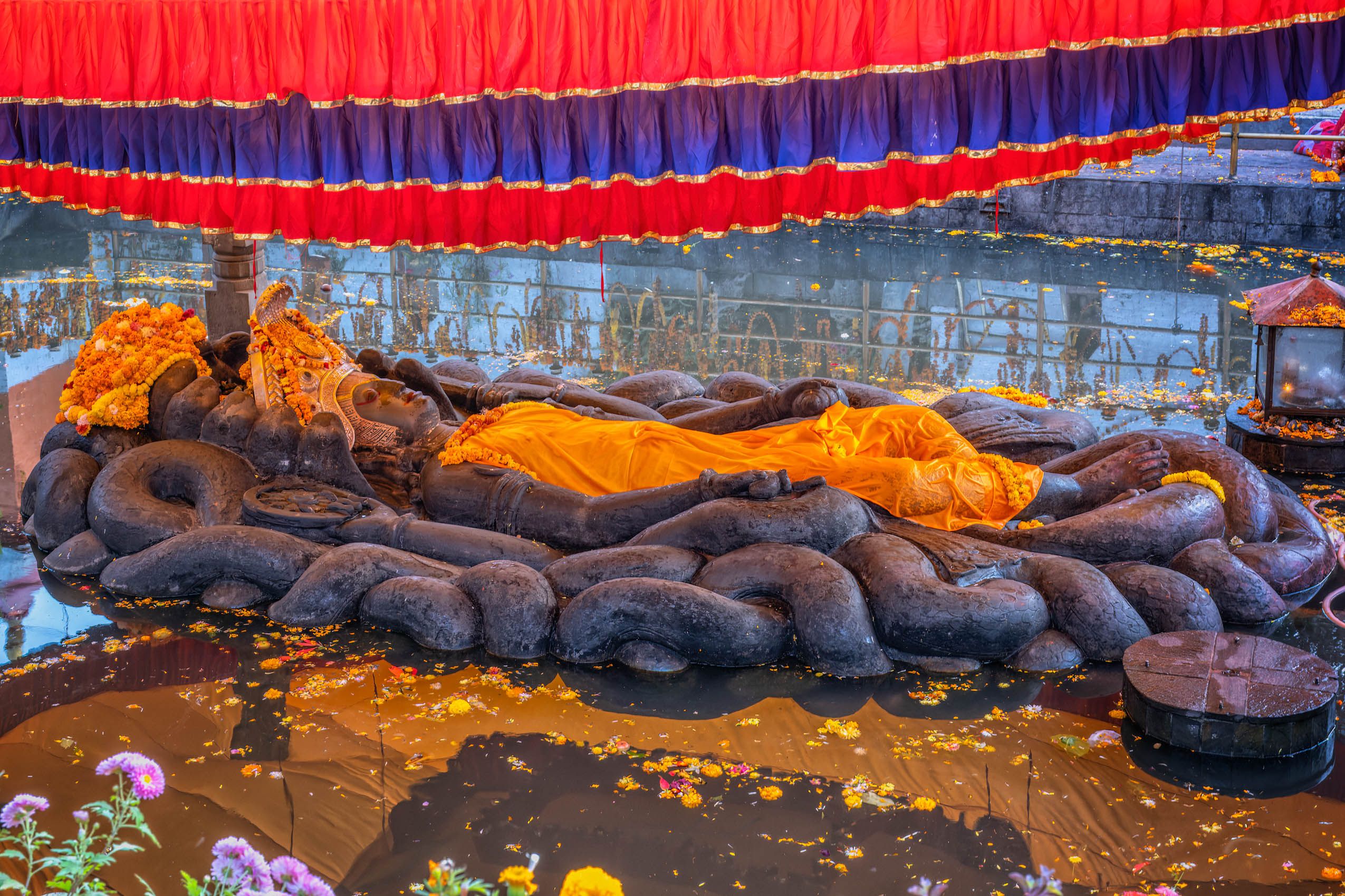 NEPAL:  Hindu Art & Culture