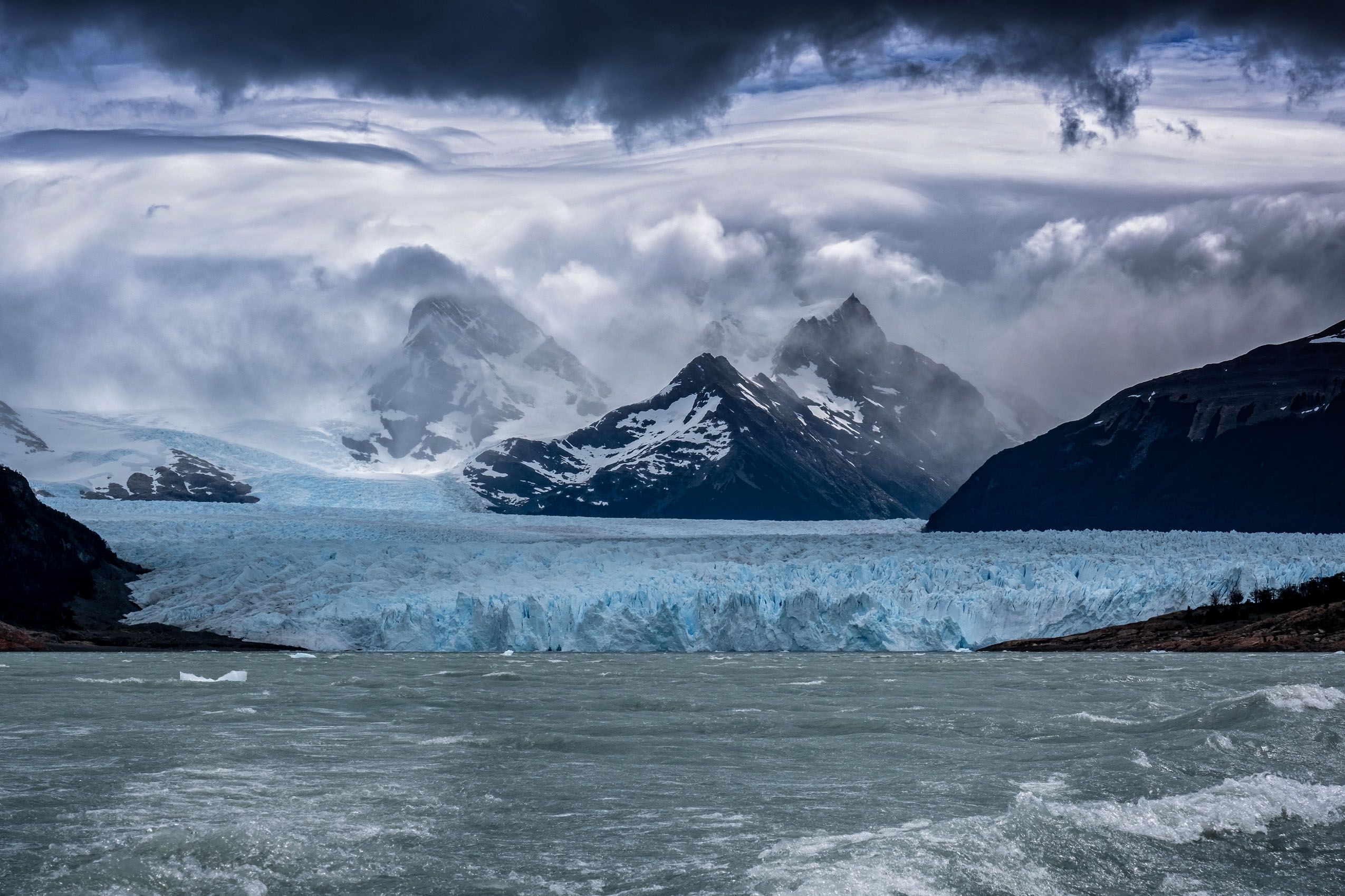 ARGENTINA:  Los Glaciares—Patagonian Land, Sea and Ice Scapes