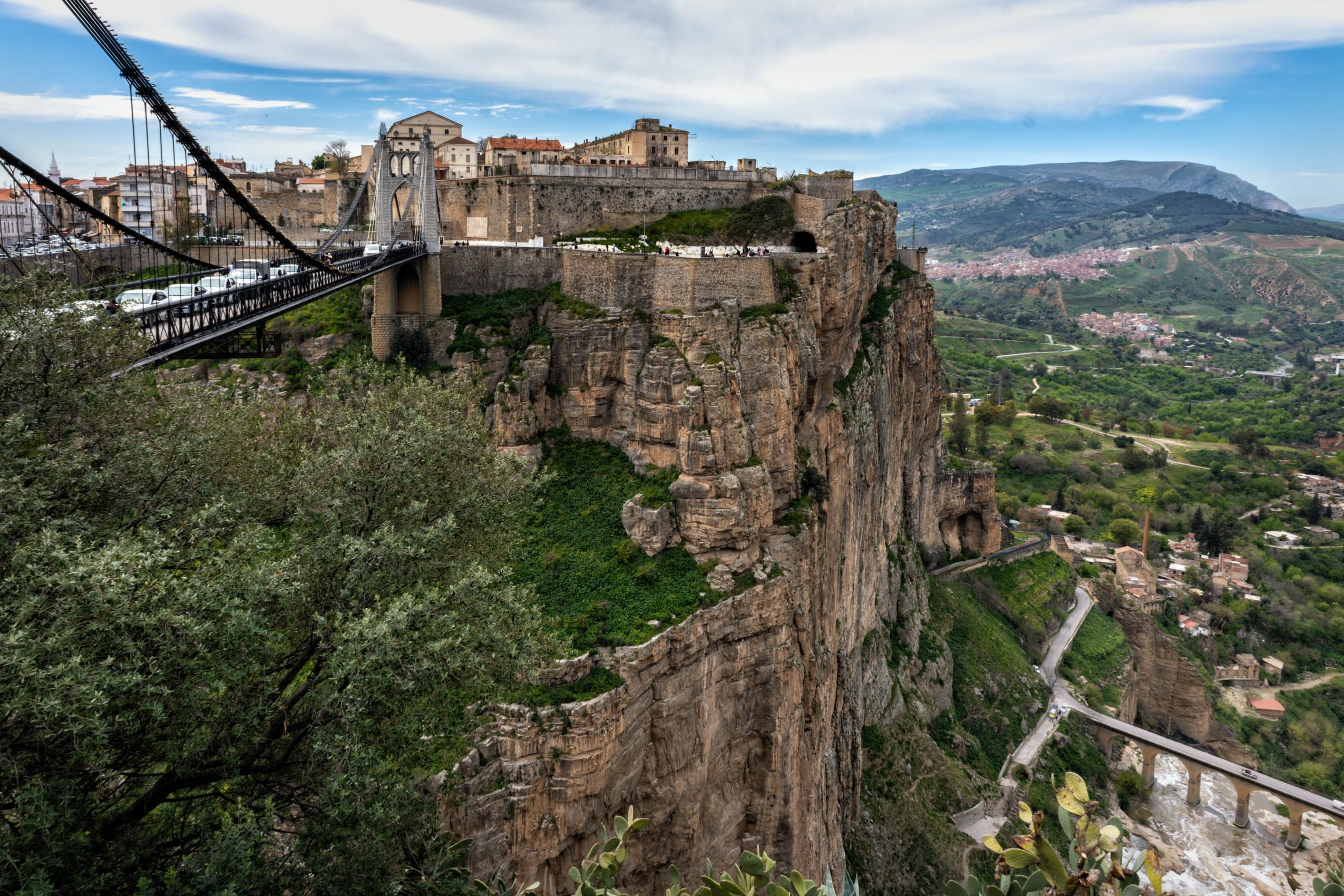 ALGERIA:  Constantine, City of Bridges