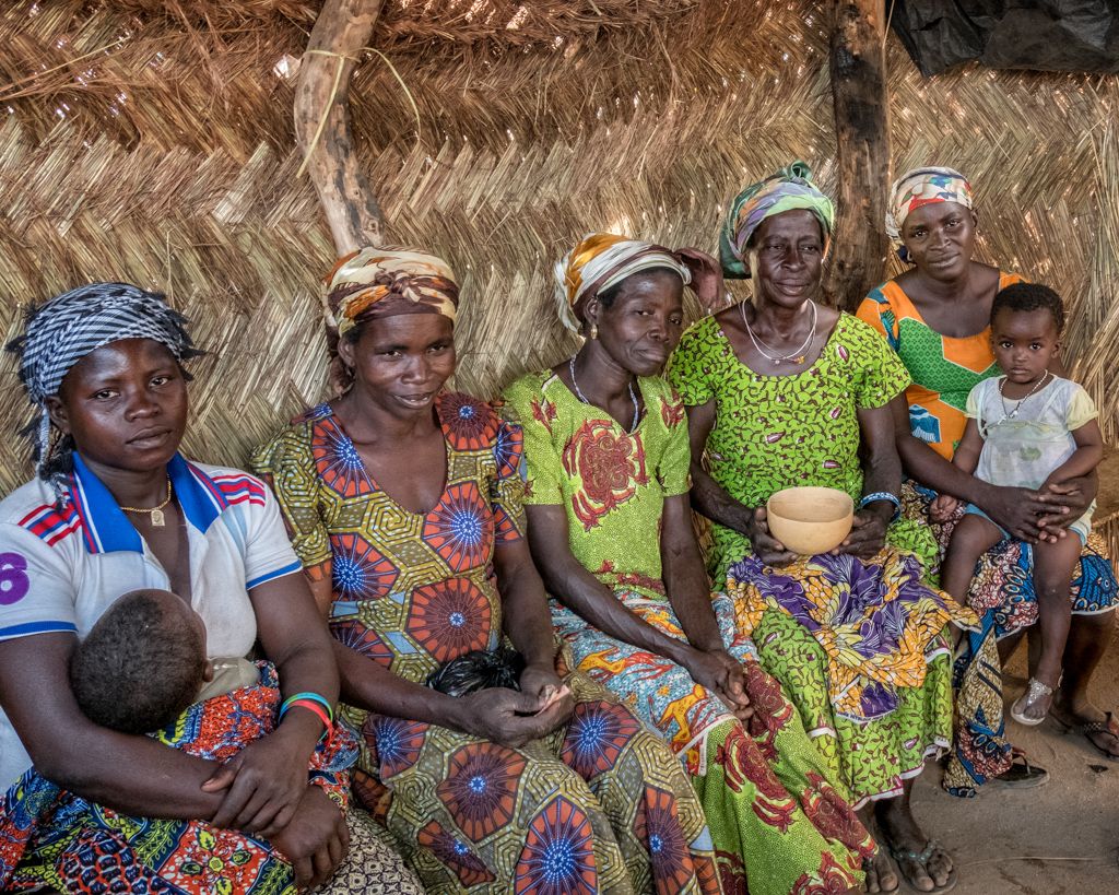 Peoples and Places in Ghana, Togo and Benin - LOUIS MONTROSE PHOTOGRAPHY