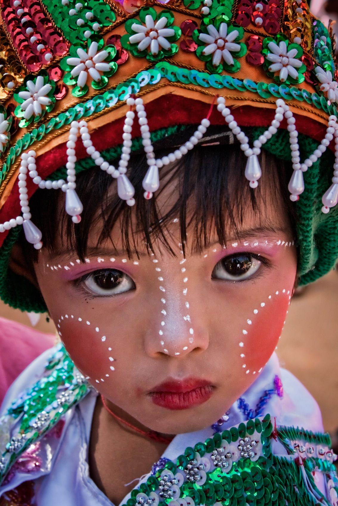 myanmar-people-louis-montrose-photography