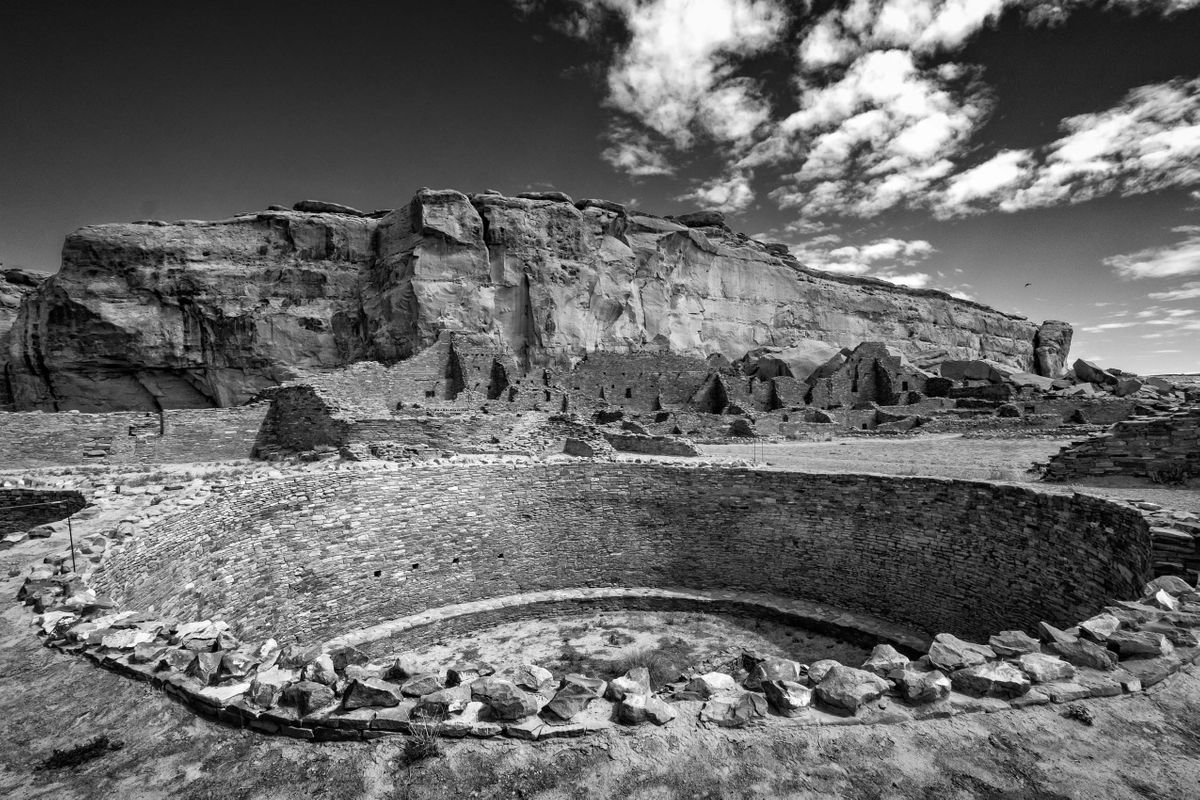 Ancestral Pueblo Ruins of the Southwest LOUIS MONTROSE PHOTOGRAPHY