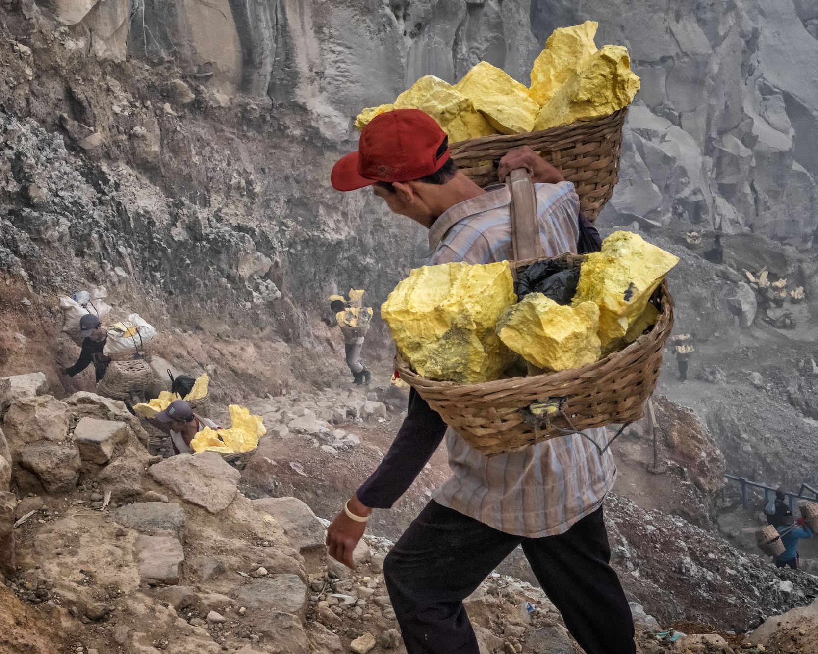 INDONESIA:  The Sulfur Miners of Ijen