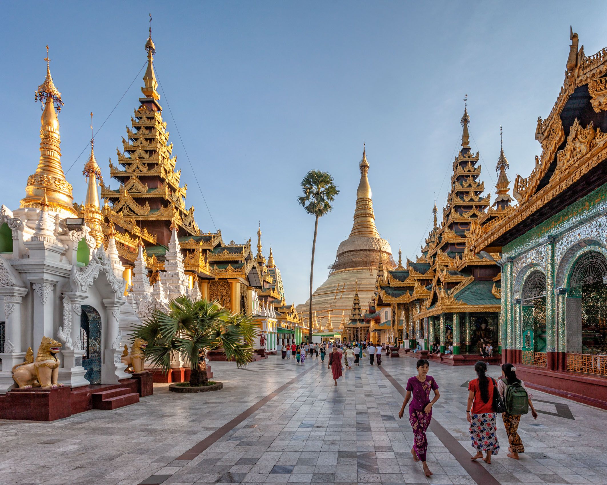 MYANMAR Buddhist Temples Shrines LOUIS MONTROSE PHOTOGRAPHY MYANMAR Buddhist Temples Shrines LOUIS MONTROSE PHOTOGRAPHY