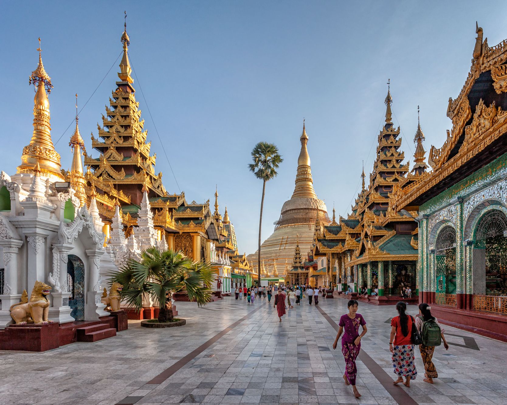 MYANMAR:  Buddhist Temples & Shrines