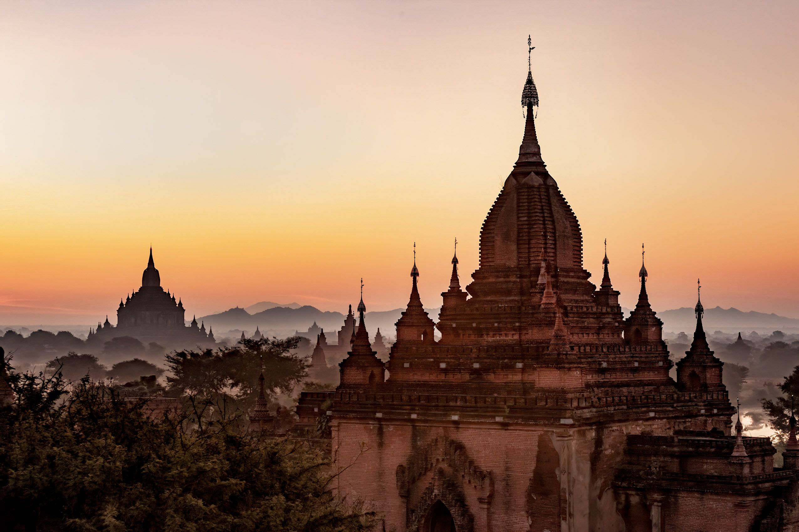 myanmar-cultural-landscapes-louis-montrose-photography