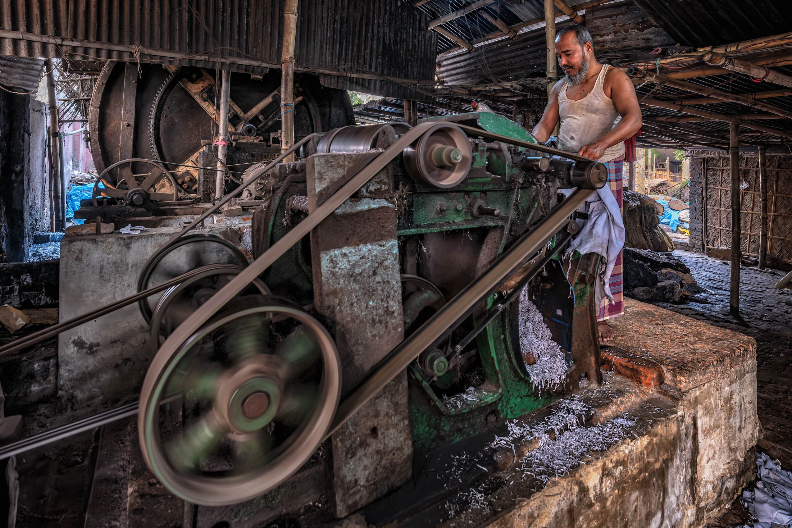 BANGLADESH:  Bangladeshis at Work—In the Dyeing and Leather Processing Districts