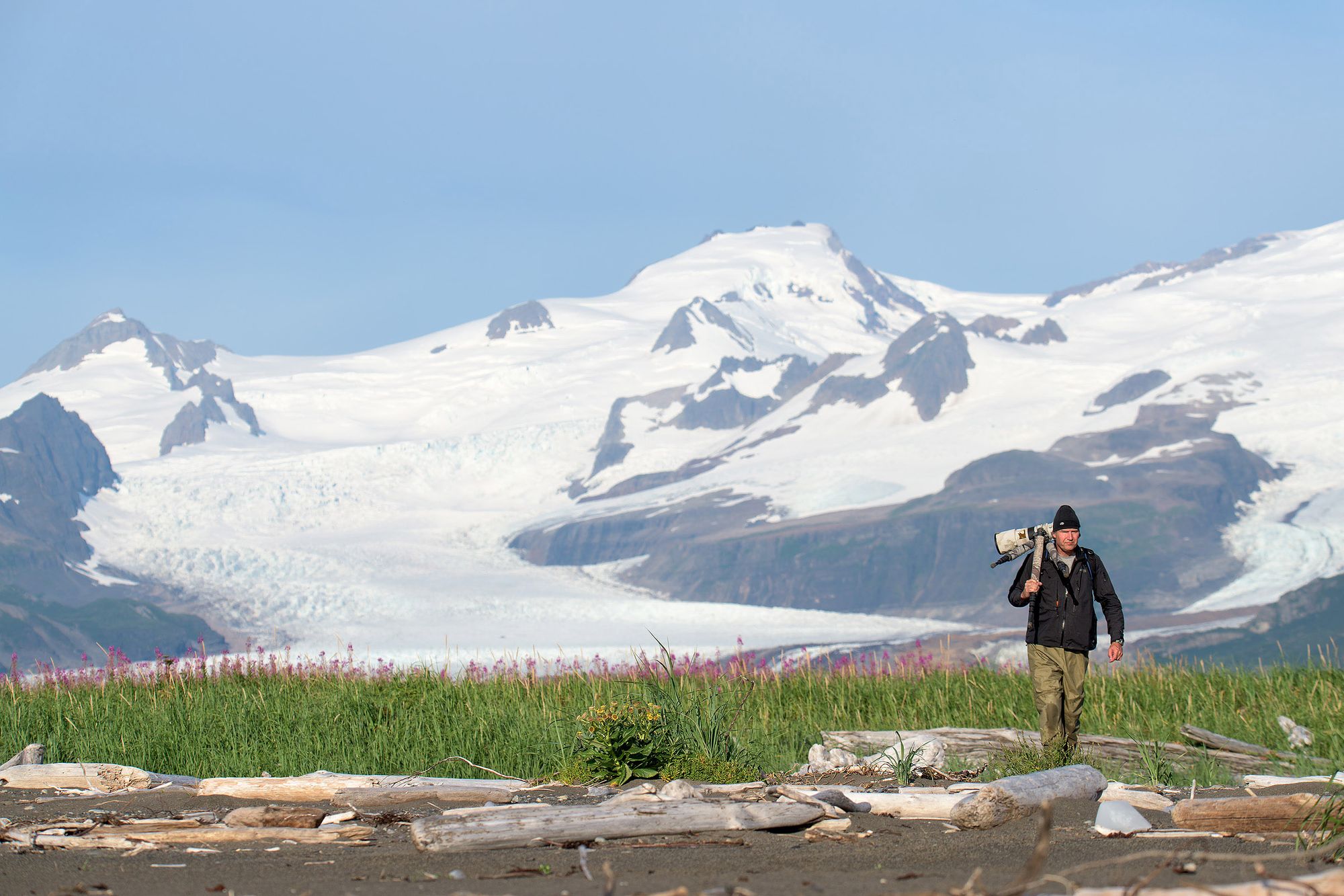 Clemens at Hallo-Bay-Katmai-NP-August-2015-D81_0425.jpg