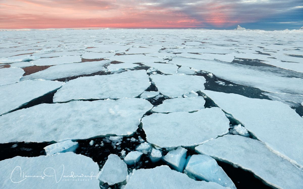 sea-ice-breaking-in-front-of-ship_s6a9083-graham-coast-antarctica.jpg