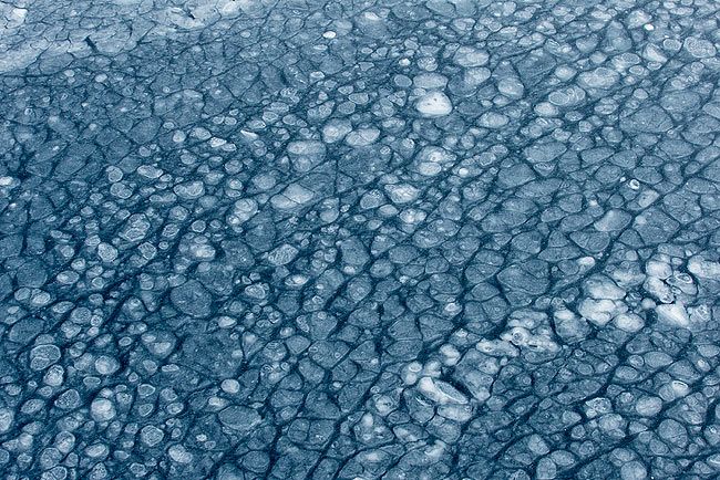 Pan-cake-ice-patterns_B8R5188-Sea-ice-at-82-degree-North-Svalbard-Arctic.jpg
