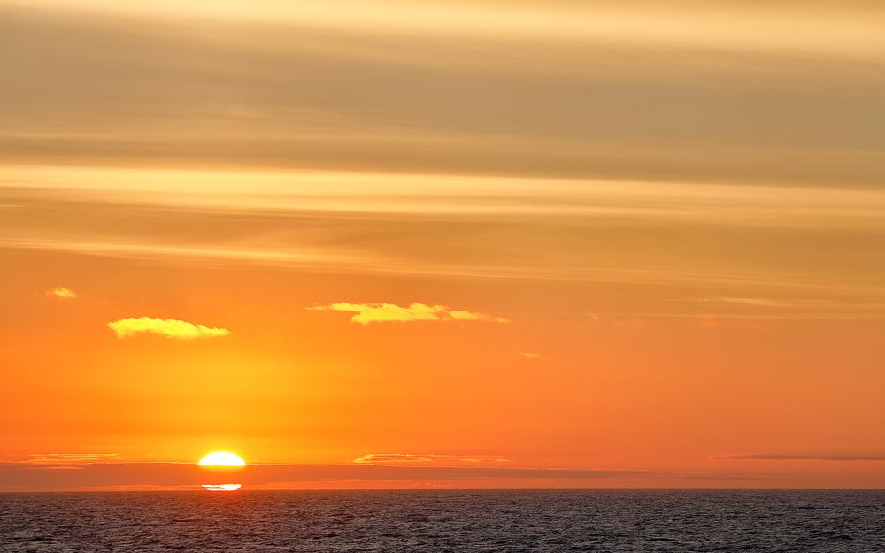 Sunrise in the Scotia Sea_83A3576-Scotia Sea, Southern Ocean.jpg