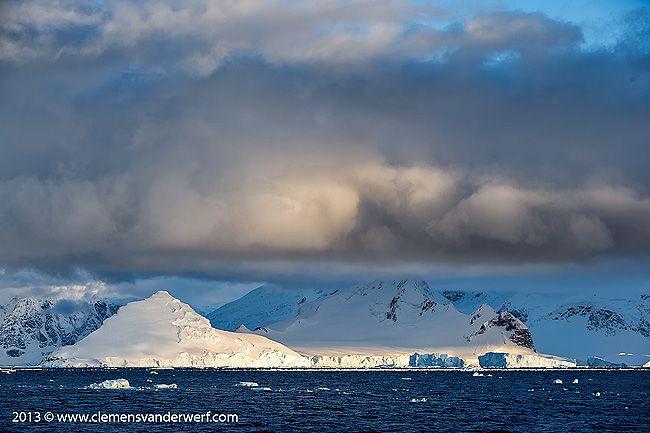 dark-clouds-above-the-white-mountains_e7t6512-gerlache-strait-antarctica.jpg
