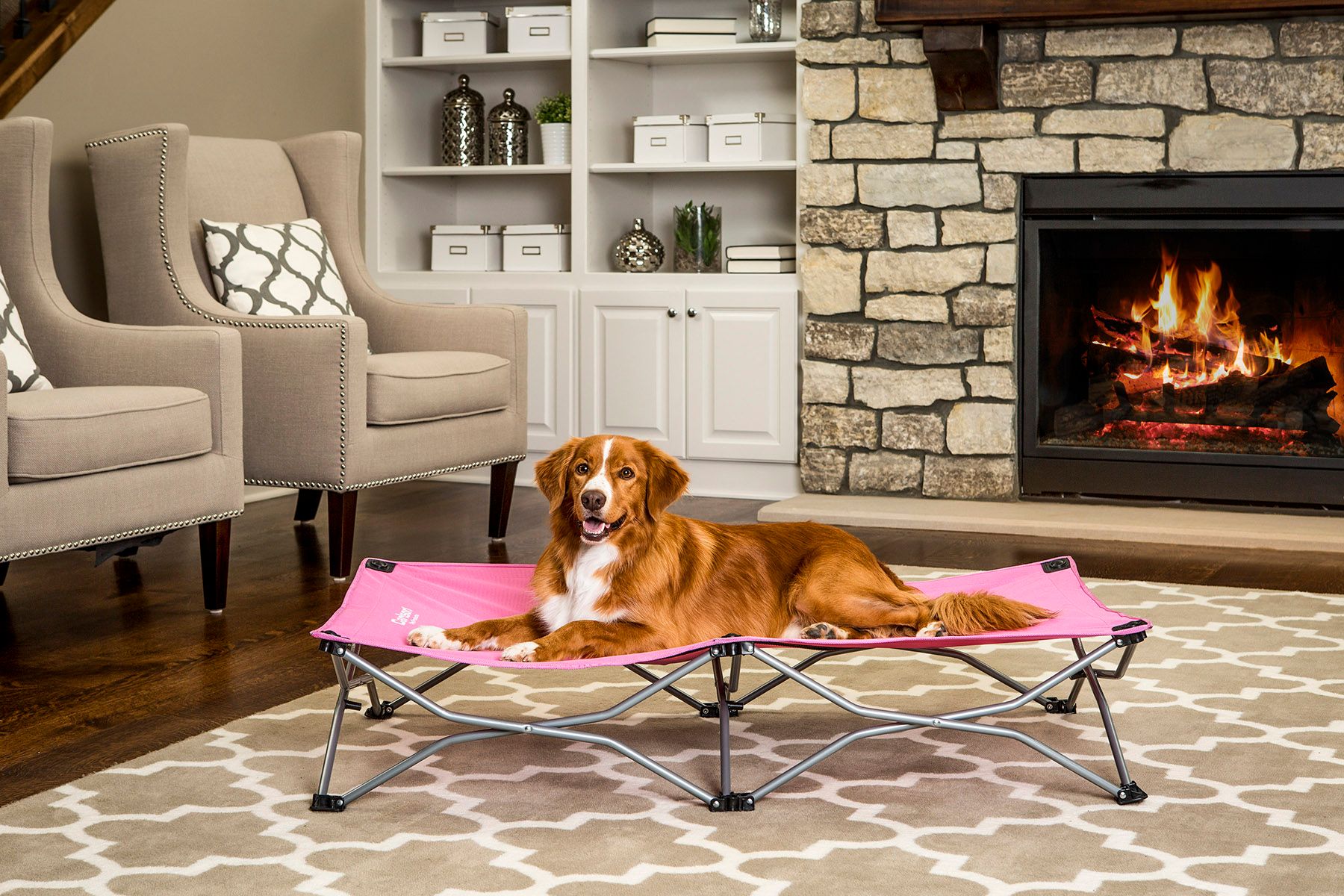 Carlson_PetBeds_LgPink_318.jpg