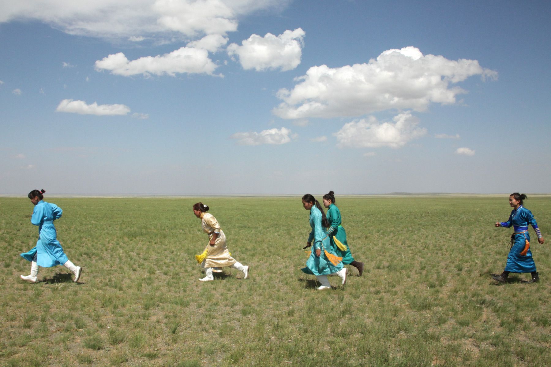 1mongoliangirlsrunning