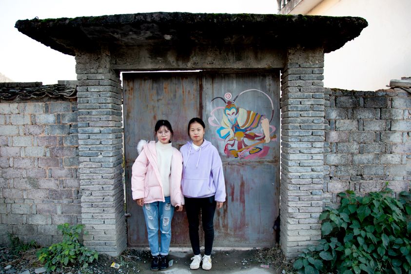 Pingshan Ancient Village, China,  Copyright Melissa Lynn 2019 Chinese Teenagers