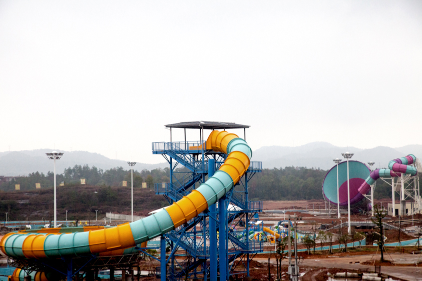 Outside Shanghai, China, Copyright Melissa Lynn 2019 Chinese Water Park