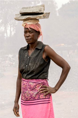 ICAN ALICE: AGE 40 WORKING IN QUARRY FOR SEVEN YEARS, BREAKING STONES TO GRAVEL SIZE.