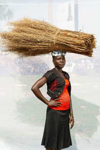 ATOO MARY: AGE 18 SELLING SOFT BROOMS FOR 2 YEARS FOR 1,000UGX PER BROOM