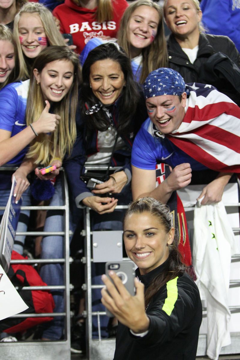 Alex Morgan Selfie