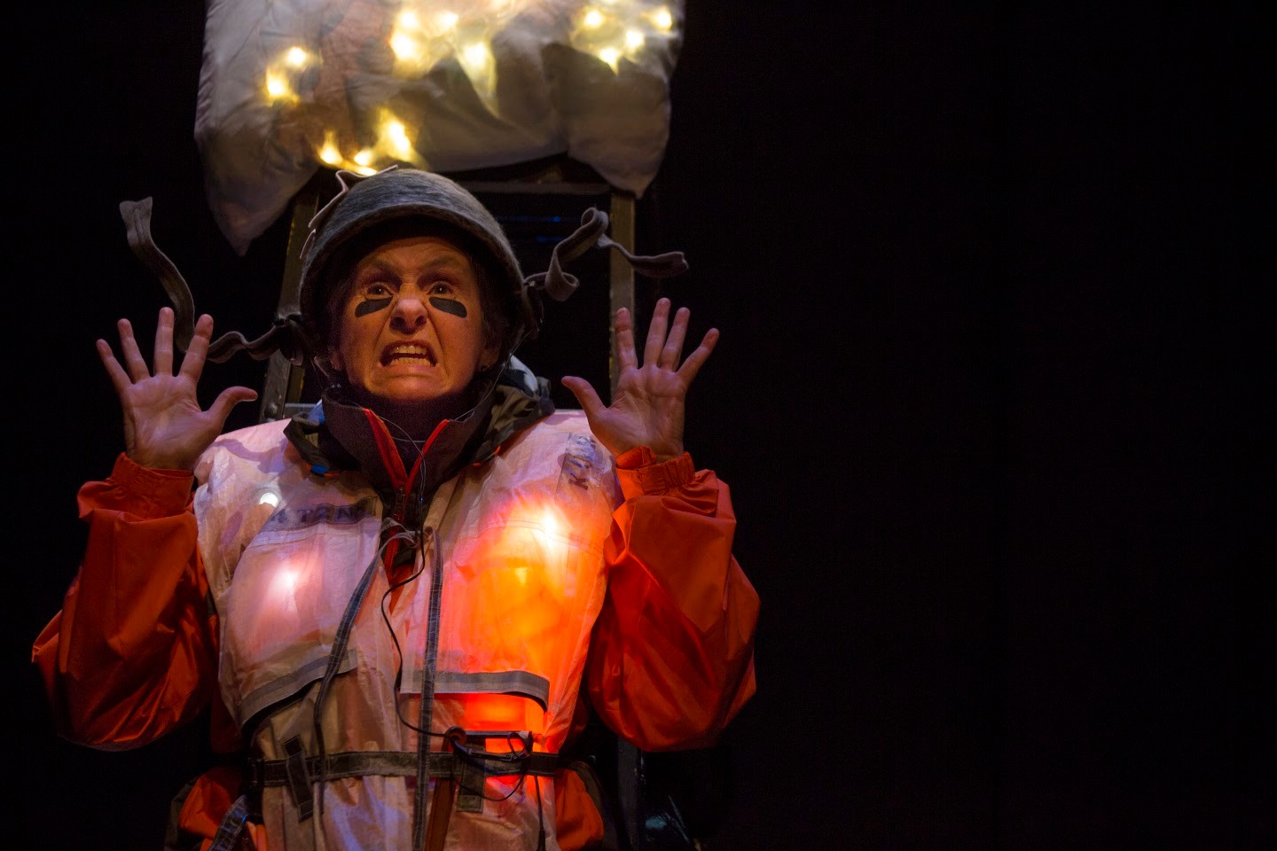 42 labalive 3-9992 copy.jpg