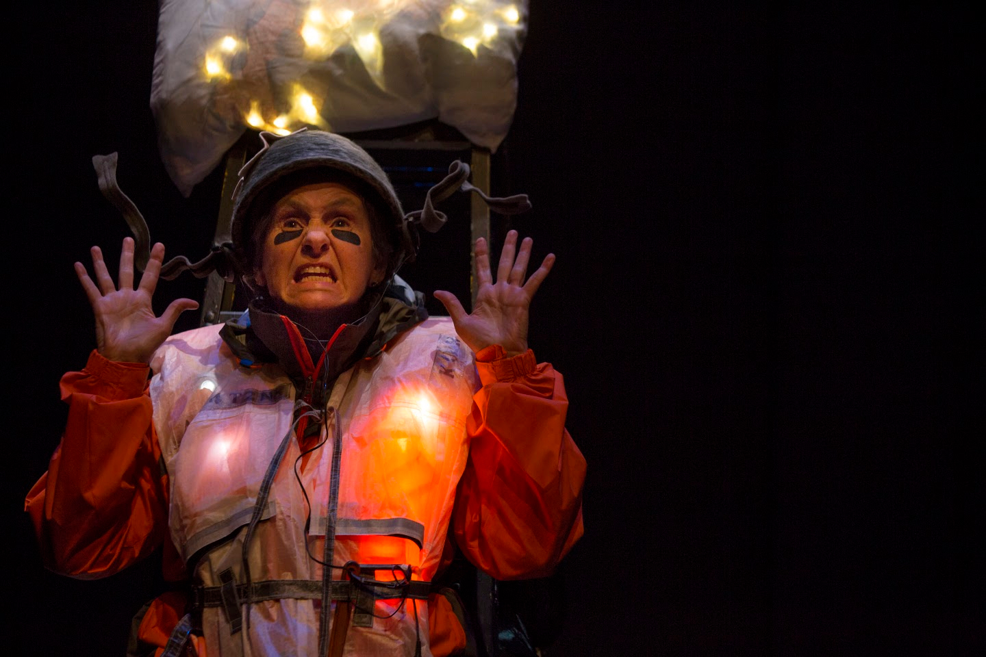 42 labalive 3-9992 copy.jpg