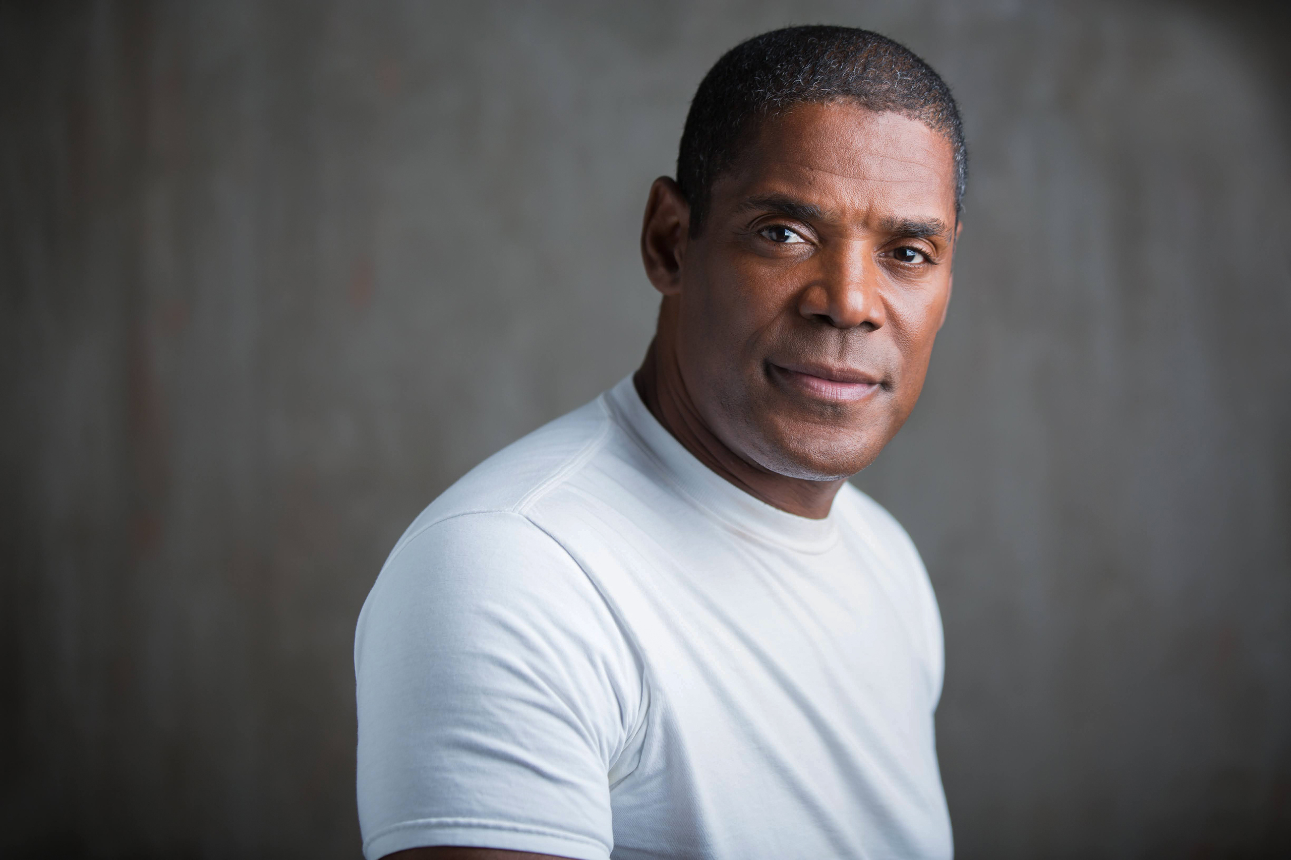 Kyle Everett Taylor – Dramatic Actor Headshot