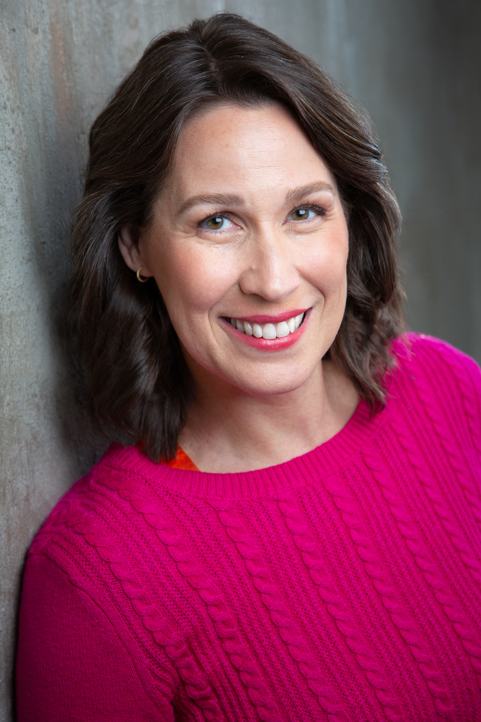  Erin Gilbreth – Versatile Actor Headshot