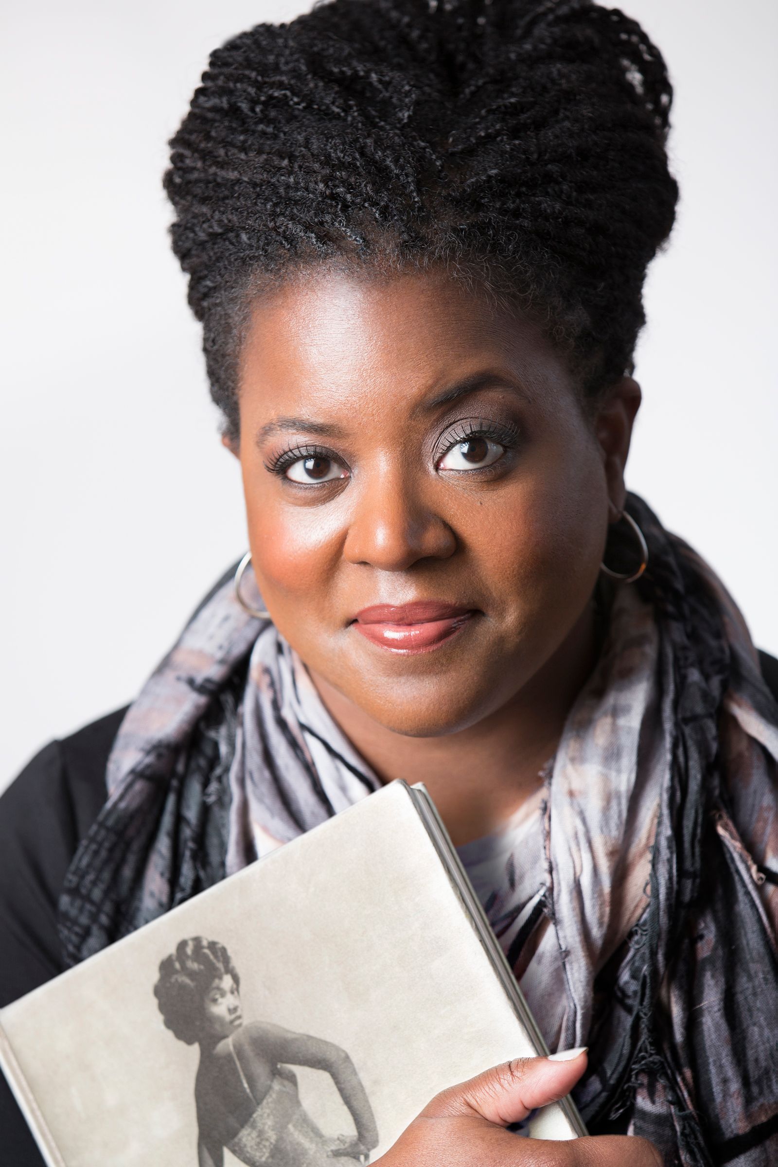 Nichelle Gainer 1.9056r_book_web.jpg