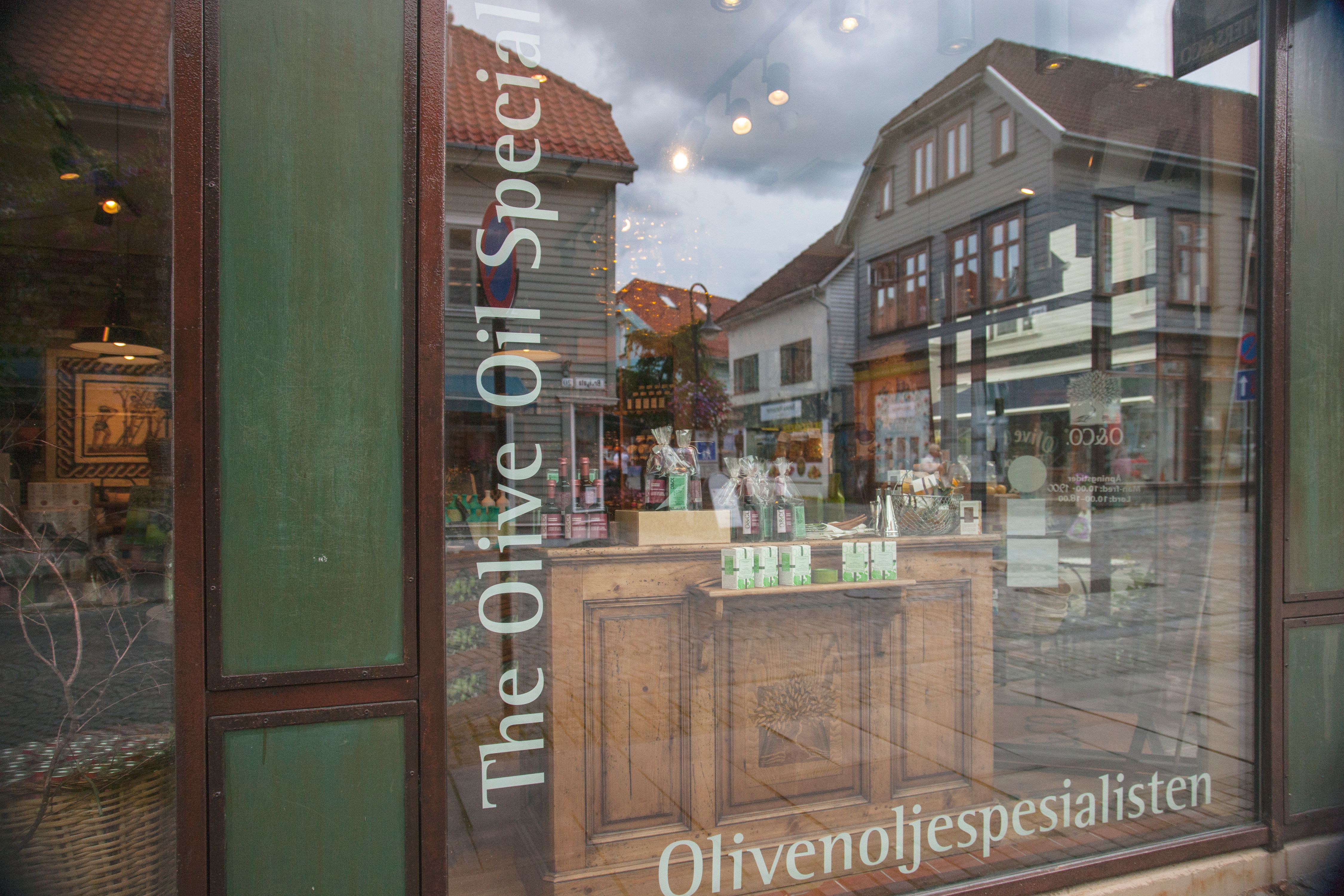 2GTQbgiNyrLLfWFH1ZfTkpKaAHiekAdH62F7fZv (16).jpeg