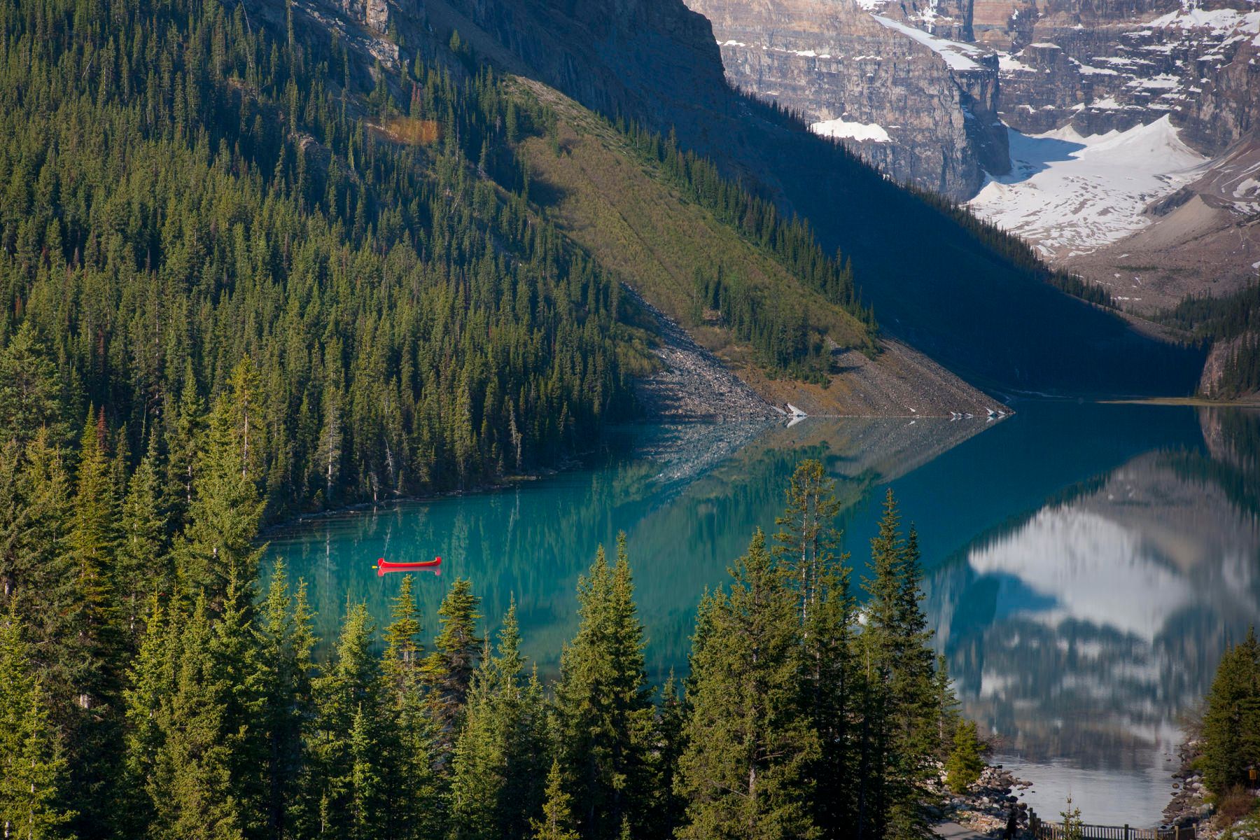 1lake_louise_2j8z7131