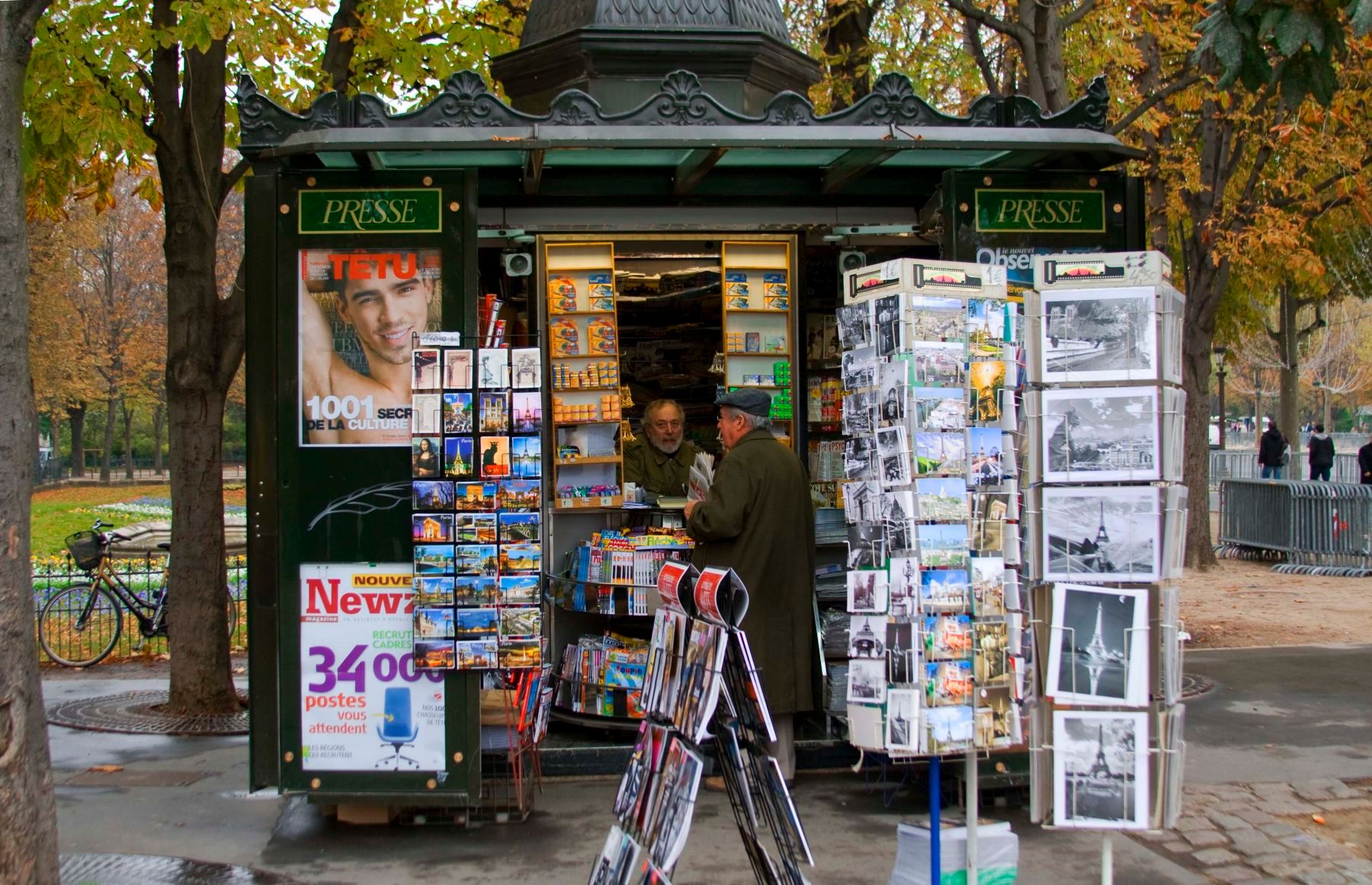 1r11x16_5079_newstand