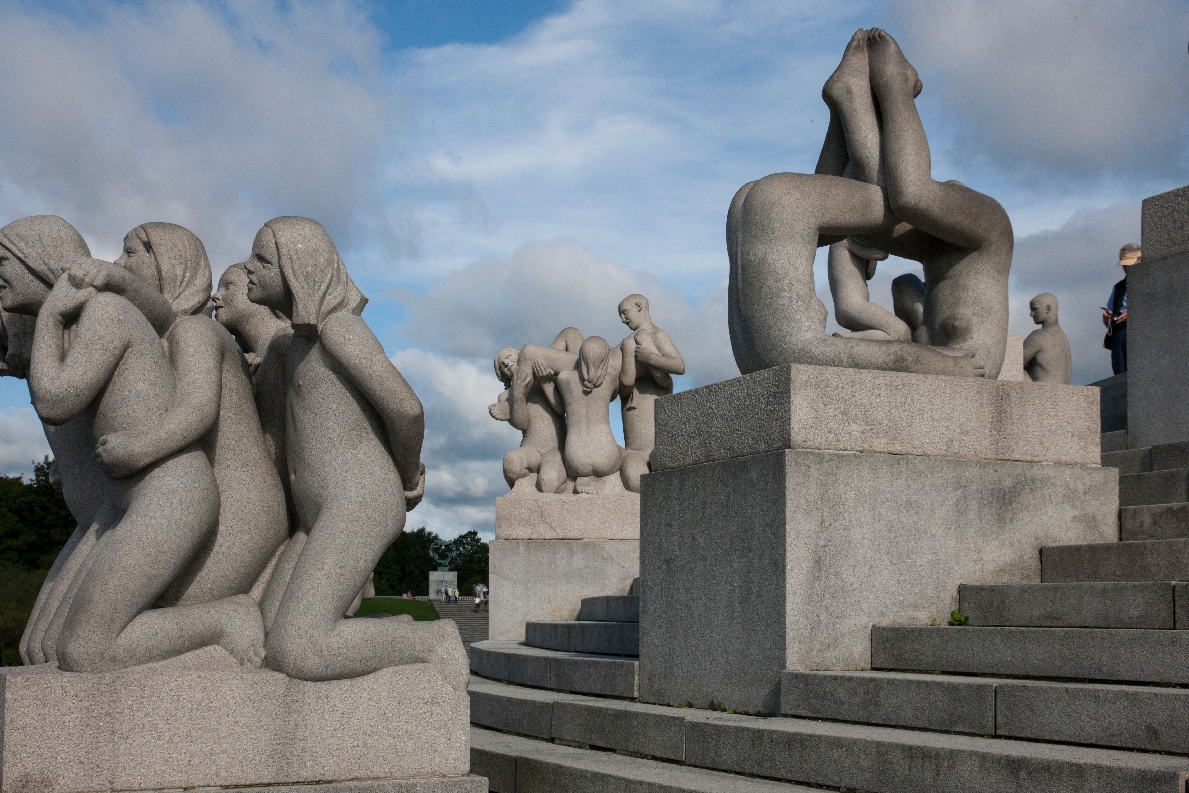 2GTQbgiNyrLLfWFH1ZfTkpKaAHiekAdH62F7fZv (5).jpeg