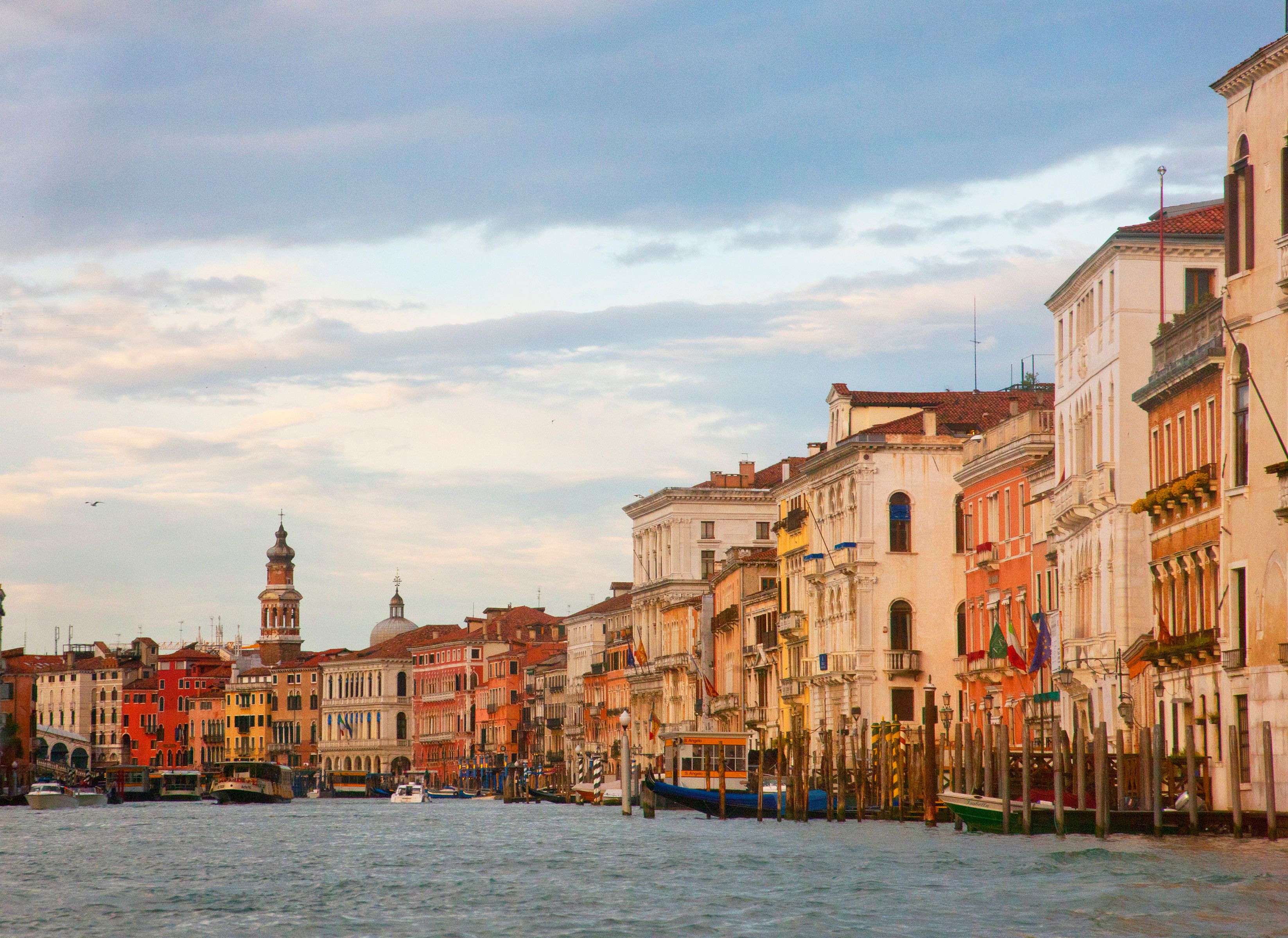 2GTQbgiNyrLLfWFH1ZfTkpKaAHiekAdH62F7fZv (8).jpeg