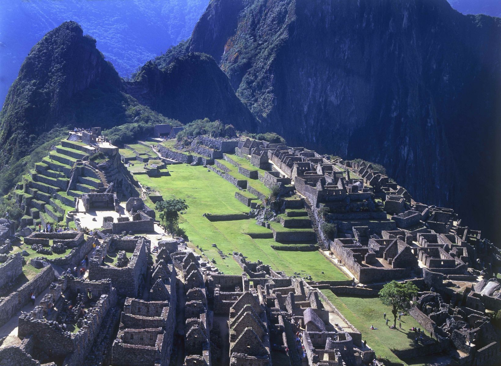 1r977_machupichu