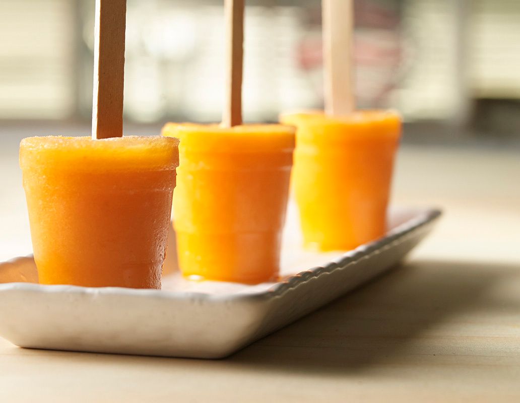 1applecarrotgingerpopsicles.jpg