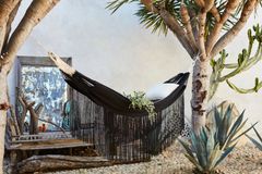 OKL_SIT_00077976_CROP_LS_Hammock Spotlight_051.jpg