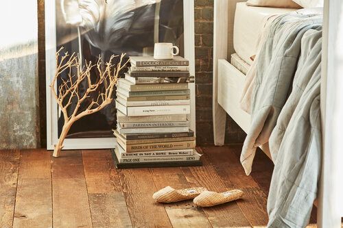 20181030_RURAL_SOPHISTICATE_MASTER_LEANING_BEDROOM_DETAIL_6.jpg