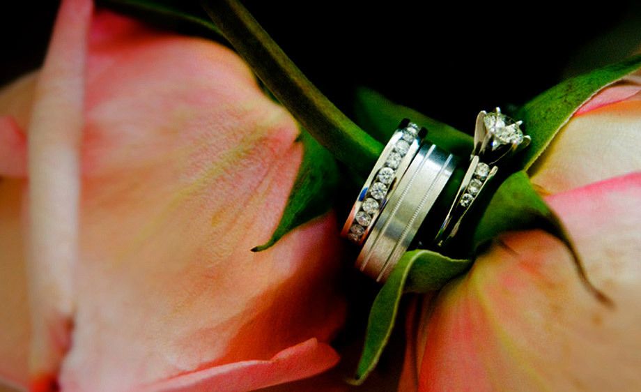 Rings and roses.