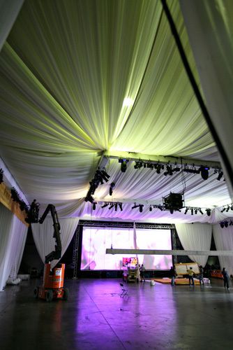 The 3 part movie screen is up.