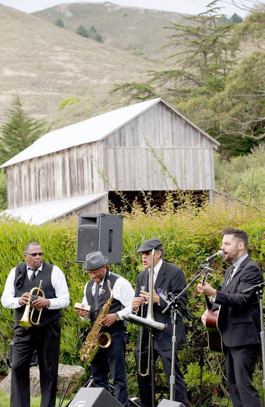 Wedding at Pelican Inn at Muir Beach