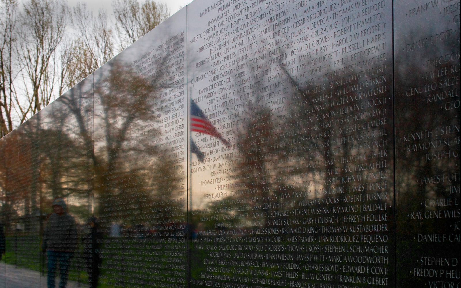 VietnamWall#2.jpg