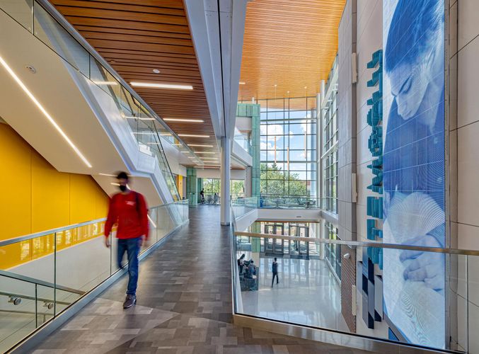 Hastings+Chivetta  /  Interdisciplinary Science and Engineering (ISE) building, Saint Louis University