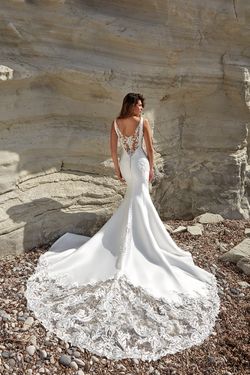 DR2209_Patrizia_back.jpg