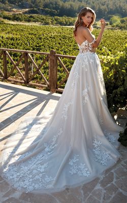 EK1551_Willa_back1_web-scaled.jpg