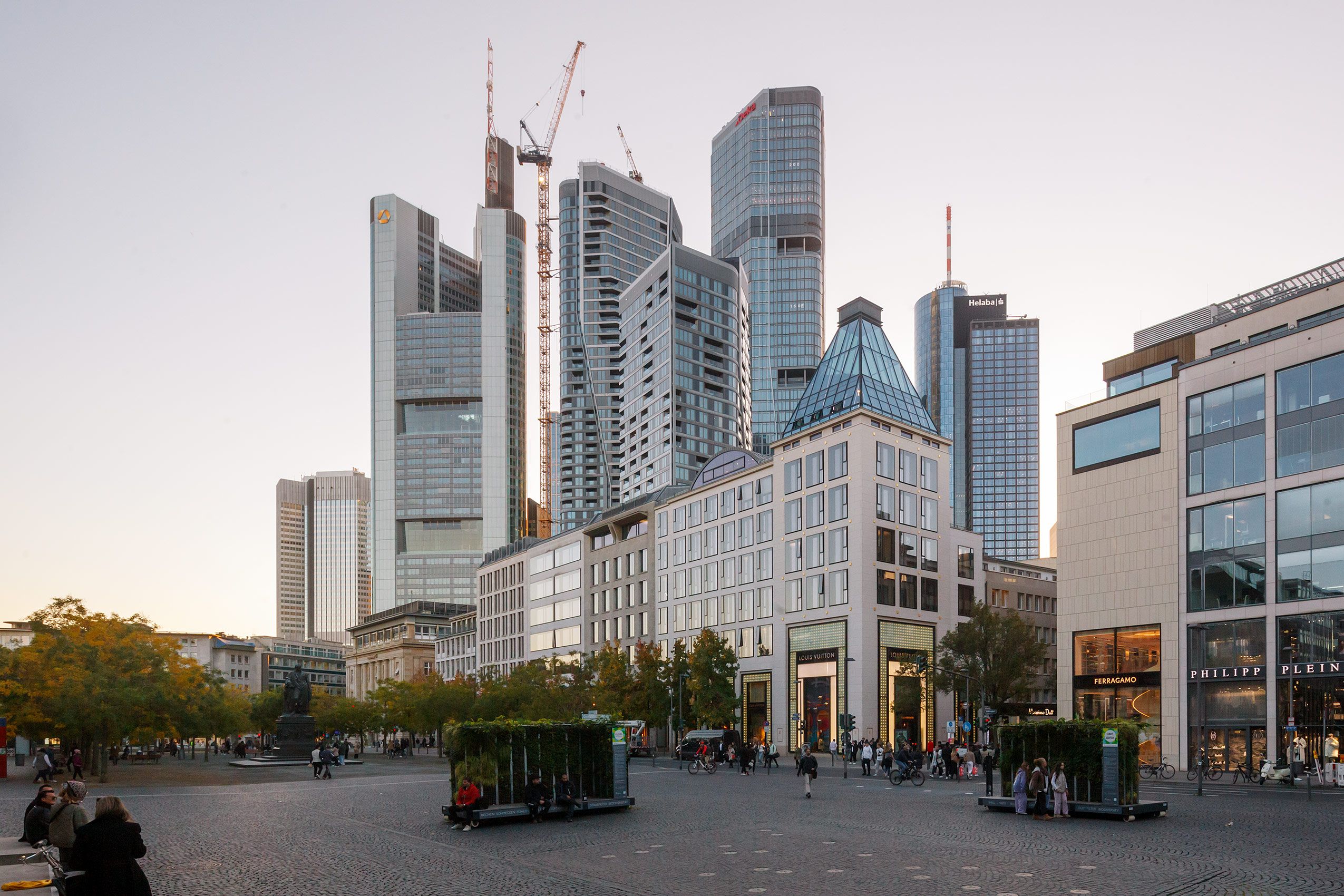 FOUR Frankfurt, Frankfurt 2025