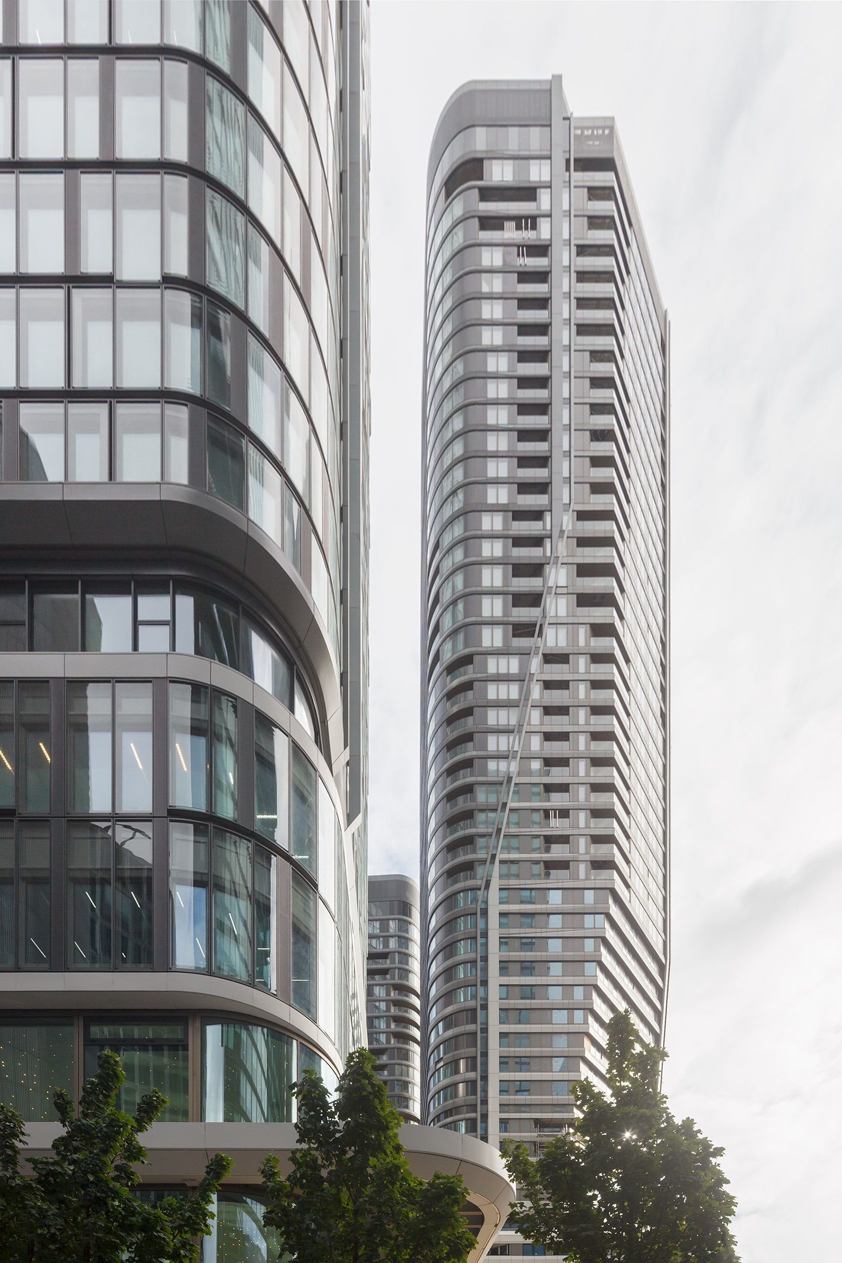 Ähnlich einer Skulptur wirkt der Tower T2 sehr elegant Silouhette Tower T2 vom FOUR