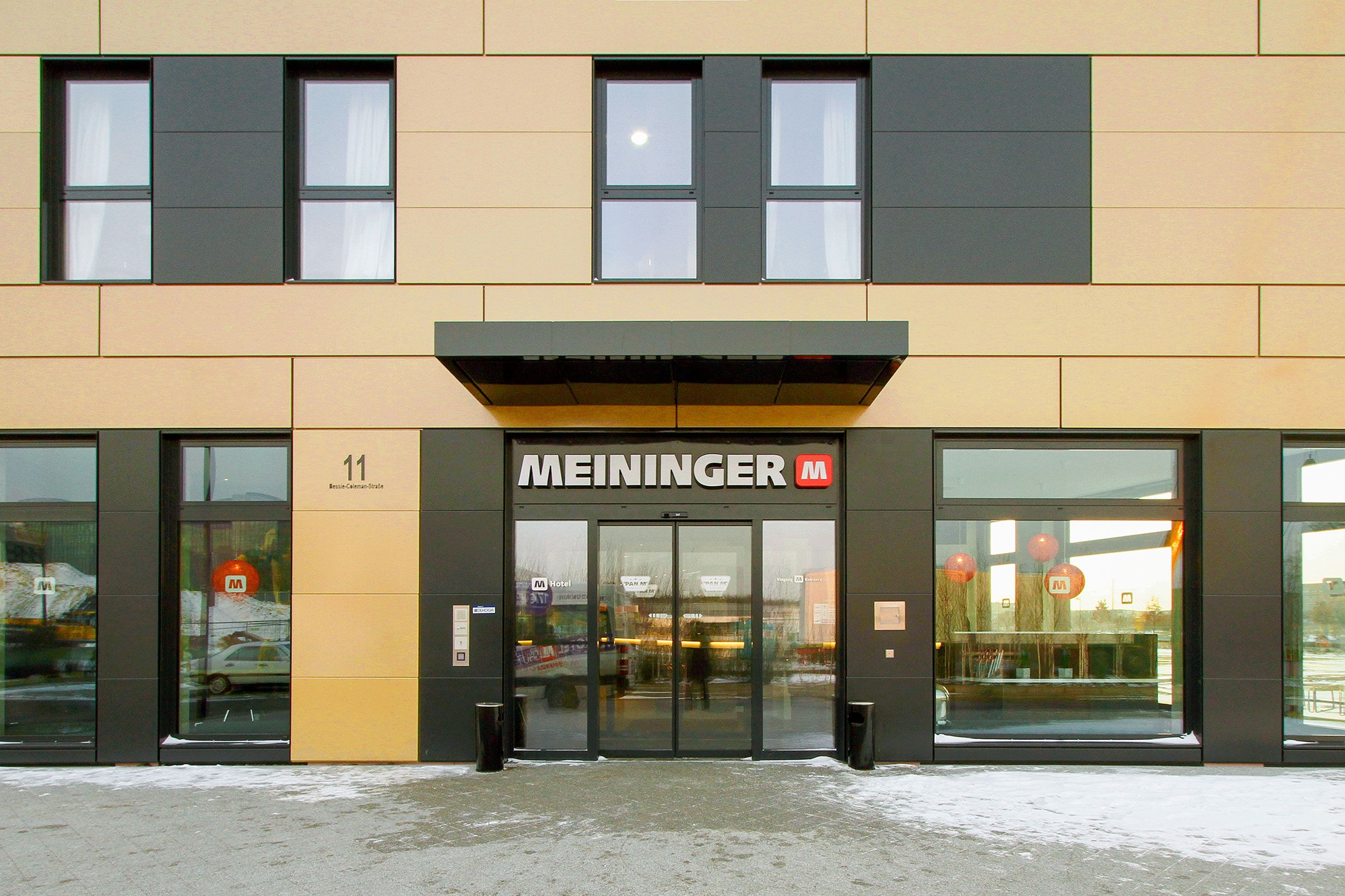 Meininger Hotel Frankfurt Airport, Frankfurt am Main 2012
