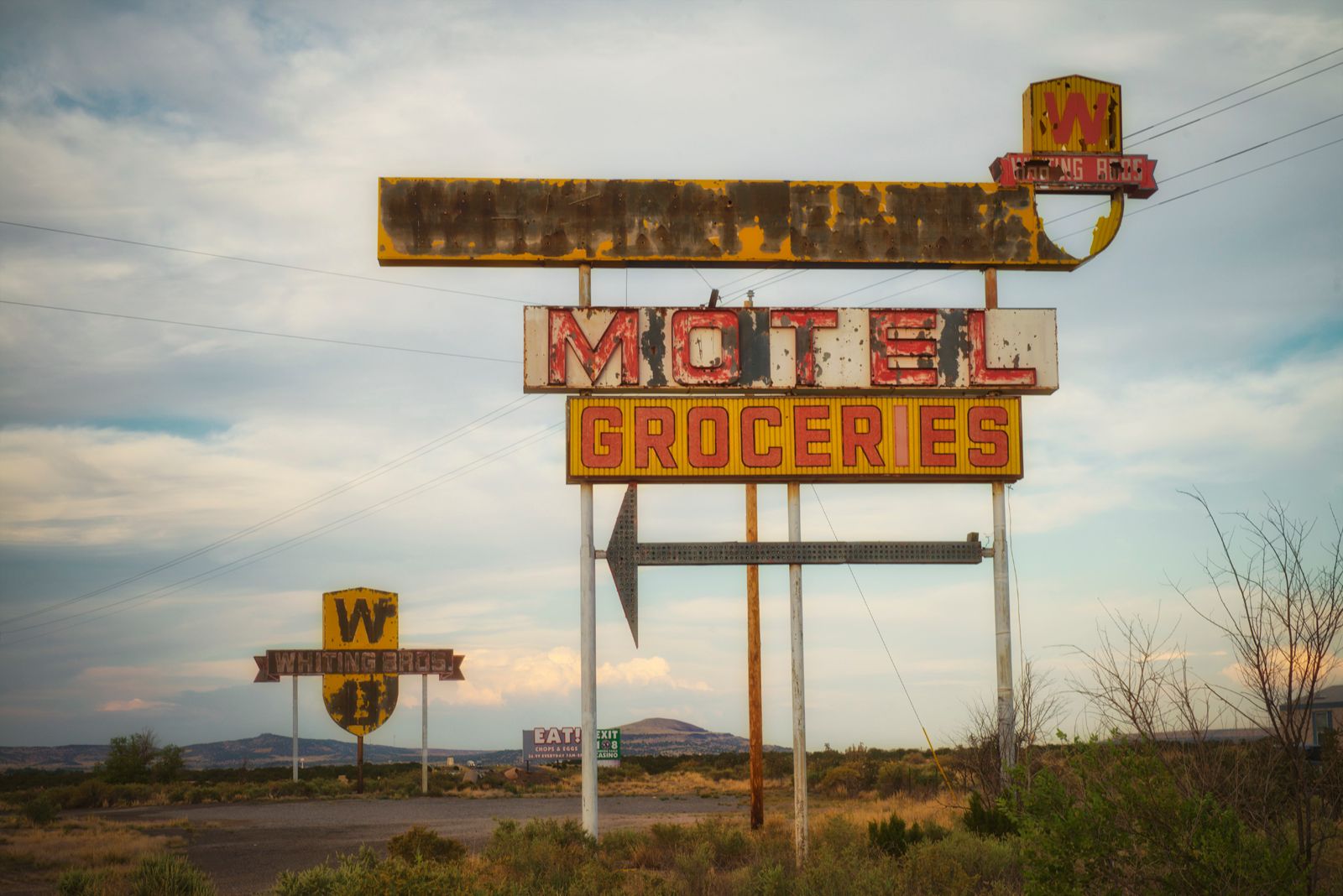 Motel / Groceries
